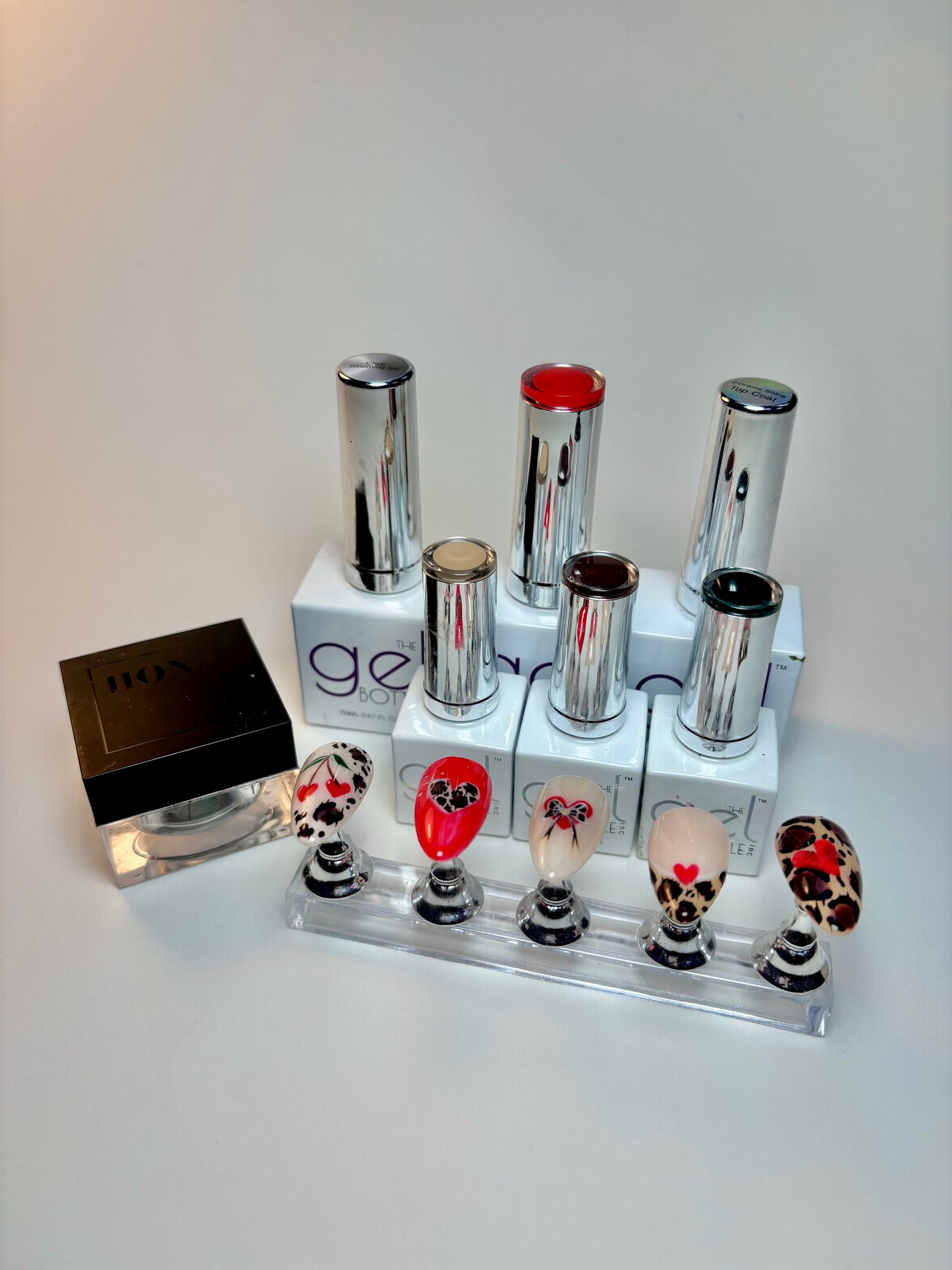 Leopard print, but make it Valentine’s Nails Art Tutorial